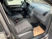 Volkswagen Touran 1.4TSI Фото № 15 из 16