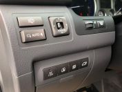 Lexus LX570 Фото № 17 из 24