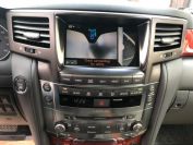 Lexus LX570 Фото № 20 из 24