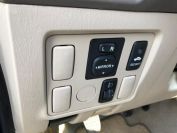Toyota Fortuner Фото № 18 из 20