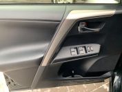 Toyota RAV4 2.5 Фото № 15 из 26