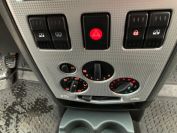 Renault Logan 1.6 Фото № 13 из 17