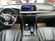 Lexus LX450d Фото № 18 из 29