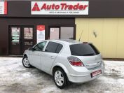 Opel Astra H Фото № 7 из 18
