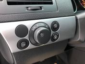 Opel Astra H Фото № 13 из 18
