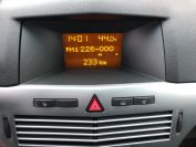 Opel Astra H Фото № 15 из 18
