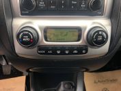Kia Sportage 2.0 Фото № 17 из 20