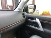 Toyota Land Cruiser 200 Фото № 25 из 28