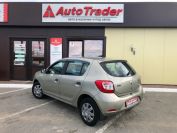 Renault Sandero Фото № 6 из 17