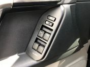 Toyota Land Cruiser Prado Фото № 18 из 26