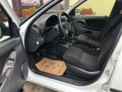 Lada Kalina Фото № 12 из 17