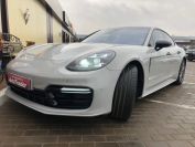 Porsche Panamera Turbo Фото № 11 из 32