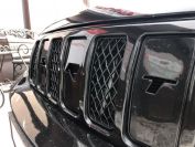 Jeep Grand Cherokee SRT8 Фото № 11 из 25