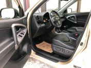 Toyota RAV4 2.4 4WD LWB Фото № 16 из 27
