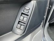 Toyota Land Cruiser Prado Фото № 13 из 19