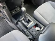 Toyota Land Cruiser Prado Фото № 15 из 19