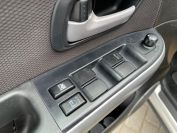 Suzuki Grand Vitara 2.4 Фото № 16 из 23
