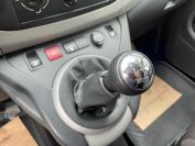 Peugeot Partner Tepee Фото № 18 из 21