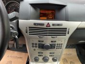 Opel Astra H 1.6 Фото № 17 из 18