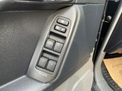 Toyota Land Cruiser Prado Фото № 14 из 22