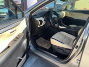 Lexus NX200 AWD Фото № 17 из 26