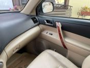 Toyota Highlander Фото № 27 из 28