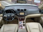 Toyota Highlander Фото № 18 из 28