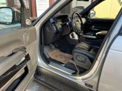 Land Rover Range Rover Vogue SE Фото № 22 из 33