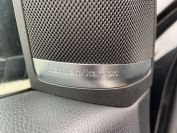 Mercedes-Benz GL350 Фото № 22 из 32