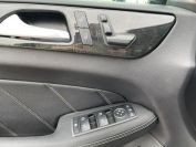 Mercedes-Benz GL350 Фото № 24 из 32