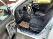 Toyota RAV4 Фото № 12 из 19