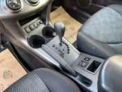 Toyota RAV4 Фото № 16 из 19