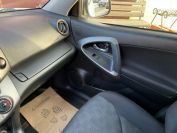 Toyota RAV4 Фото № 18 из 19