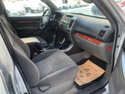 Toyota Land Cruiser 120 Фото № 13 из 16