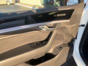 Volkswagen Touareg 3.0TDI R-Line Фото № 24 из 33