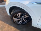 Volkswagen Touareg 3.0TDI R-Line Фото № 9 из 33