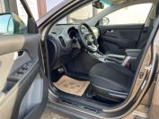 Kia Sportage 2.0 2WD Фото № 16 из 22