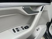 Volkswagen Touareg 3.0TDI R-Line Фото № 22 из 33