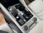 Volkswagen Touareg 3.0TDI R-Line Фото № 27 из 33