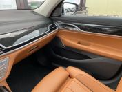 BMW 730Ld xDrive Фото № 40 из 43