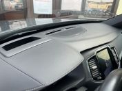 Volvo XC90 D5 R-DESIGN Фото № 28 из 33