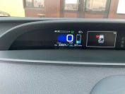 Toyota Prius Prime Plug-in Фото № 22 из 24