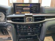 Lexus LX570 Фото № 26 из 30