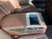 BMW 730Ld xDrive Фото № 9 из 27