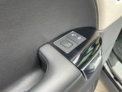 Land Rover Range Rover Sport HSE Фото № 17 из 38