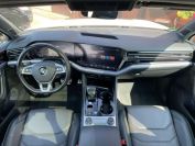 Volkswagen Touareg 3.0TDI R-Line Фото № 17 из 27