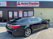 Lexus LS460L Фото № 4 из 25