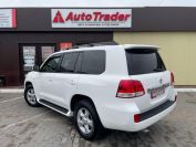 Toyota Land Cruiser 200 Фото № 3 из 20