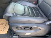 Volkswagen Touareg 3.0TDI Фото № 14 из 27