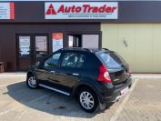 Renault Sandero Stepway Фото № 6 из 17